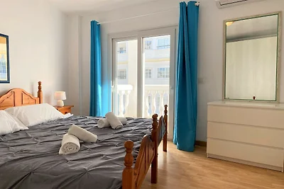 Wohnung in Nerja mit Meerblick & Pool