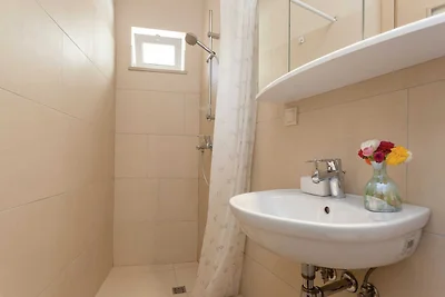 Apartments Ankora - One bedroom apartment wit...