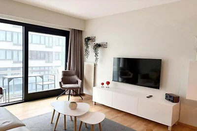 Gezellig vlak aan de kust met twee terrassen