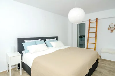 Villa im Ibiza-Stil in Moraira mit privatem...