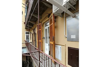 Petrarca 18 - La Casa di Mattoni - P.IVA