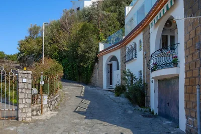 Wohnung mit Blick auf Capri in Meeresnähe