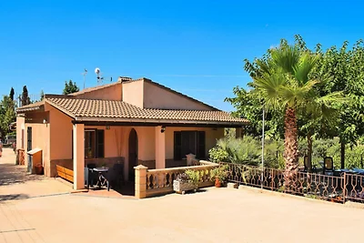 Huis in Muro met jacuzzi en uitzicht