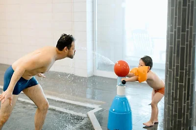 Wohnung in Bagnoles mit Wasserkomplex