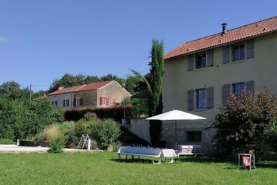 Luxuriöses Haus in Léobard mit privatem Pool