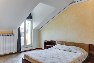 Refinado apartamento en Pallanza con balcón