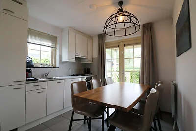 Bungalow nad wodą blisko Rotterdamu