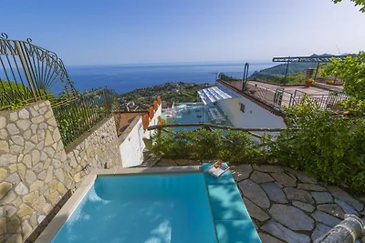 Bellissima villa a Massa Lubrense