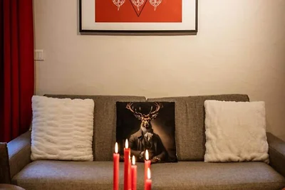 Chalet mit 5 Zimmern und Hütte, 12 Schlafplät...