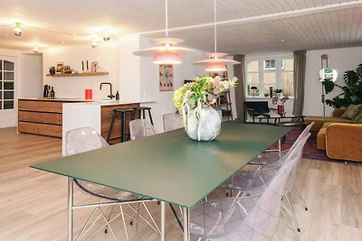 Naturerlebnis: Zugang zu Wald und See