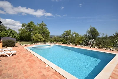 Herrliches Ferienhaus mit privater Terrasse
