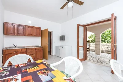 Villa Valjalo - Three Bedroom Apartment with ...