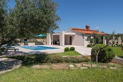 Villa di lusso con jacuzzi e piscina