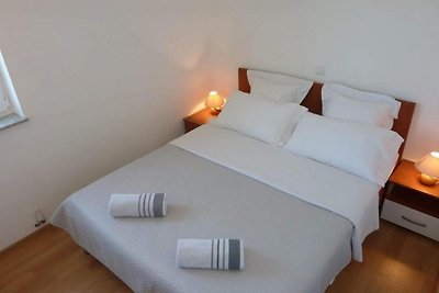 Apartments Mlikota - One Bedroom Apartment wi...