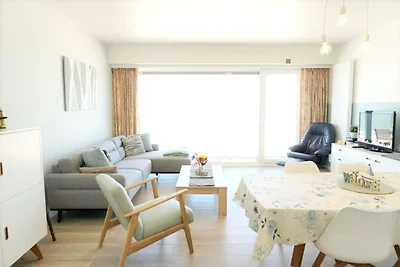 Moderne Wohnung in Wenduine mit Terrasse