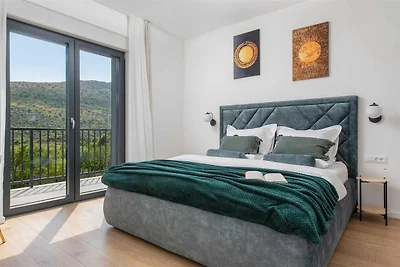 Entspannte Familienvilla in Naklice