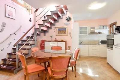 Peaceful Island Haven with Pool, BBQ & Games ...