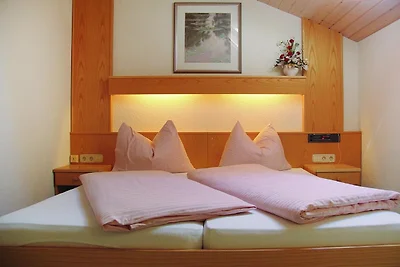 Chalet in Dienten nahe Skipisten & Wellness