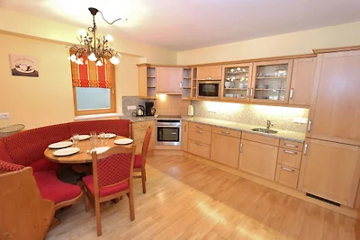 Grosses Chalet Apartment in...