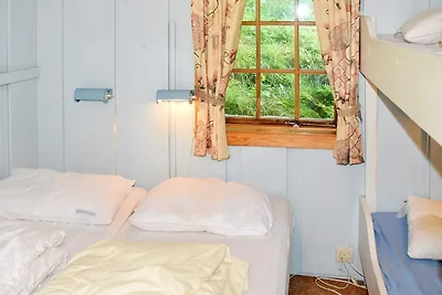 4 Personen Ferienhaus in Folkestad