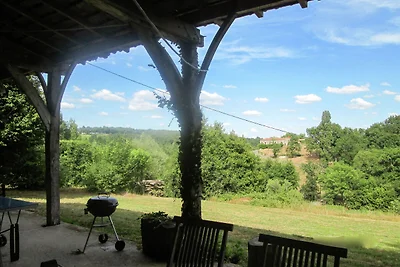 Casa unifamiliare con terrazza e giardino