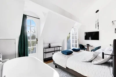 Maison Labruyere Gemütliche Gartensuite