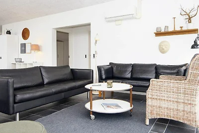8 Personen Ferienhaus in Knebel