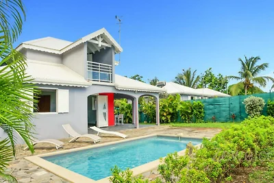 Villa in Saint-François mit Pool & Marina