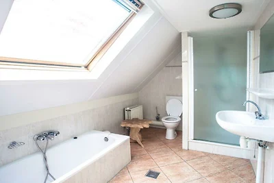 Ferienhaus in Medemblik mit Terrasse