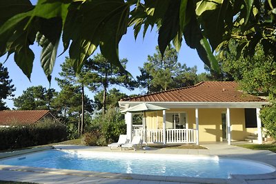 Villa con piscina privata vicino a Aquitaine...