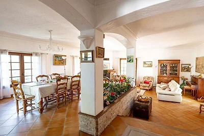 Villa in Vence mit Schwimmbecken