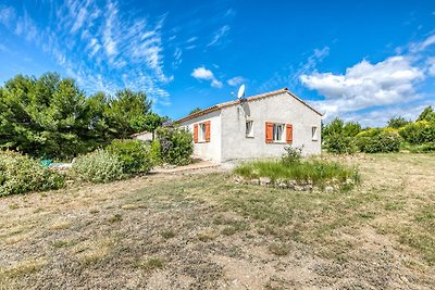 Geräumige Villa mit Pool in Le Canet