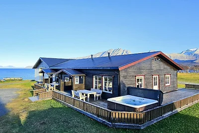 6 Personen Ferienhaus in Hamnvik