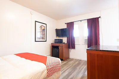 Premium-Kingsize-Bett | Jonesboro