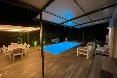 Bella casa vacanze con piscina privata