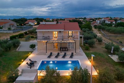 Abgelegene Villa in Murvica mit Terrasse