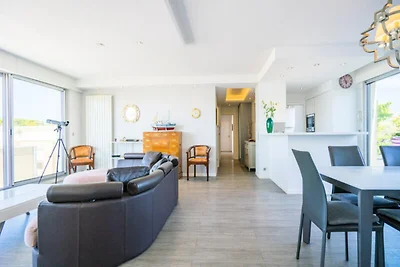 Geneviève auf dem Dach