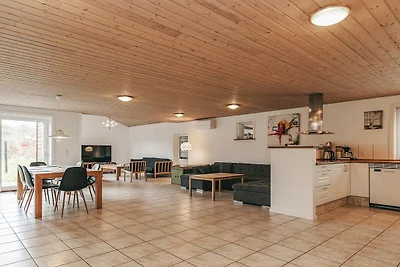6 Personen Ferienhaus in Asnæs-By Traum
