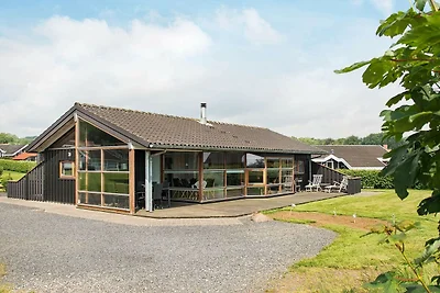 7 Personen Ferienhaus in Sjølund