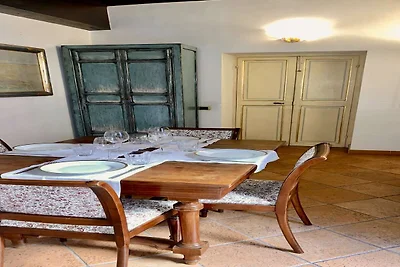 Ästhetisch gestaltete Wohnung in Roma
