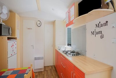 Schönes modernes Mobilheim in Strandnähe