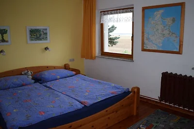Ferienwohnung mit 2 Schlafzimmer