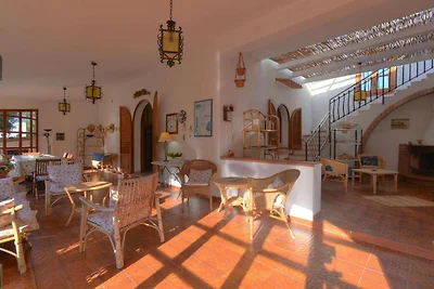 Ferienhaus mit privatem Pool in Fanusa
