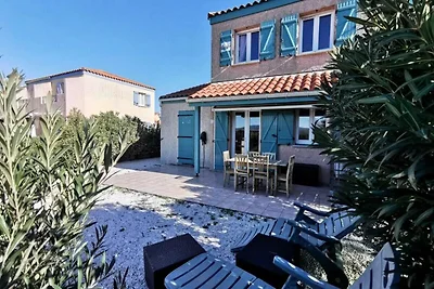 Villa in der Nähe des Marine Lake mit Pool