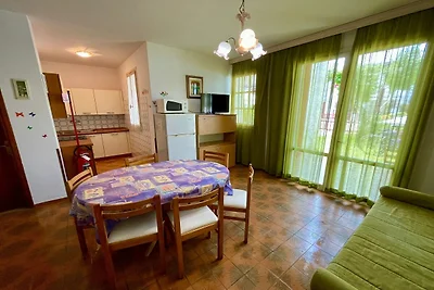 Familienvilla mit privatem Garten