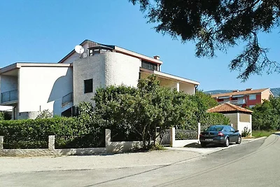 Wohnung in Jadranovo mit Balkon