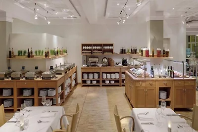 Sunday Resort Marina 2-Schlafzimmer