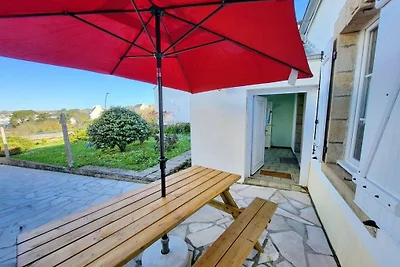 Ferienhaus in Plouhinec mit Parken