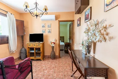 Studio in Spanien mit Pool und Garten