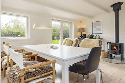 4 Sterne Ferienhaus in Stege-By Traum